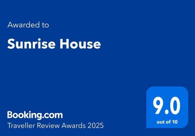 مبيت وإفطار كيبوس Sunrise House المظهر الخارجي الصورة